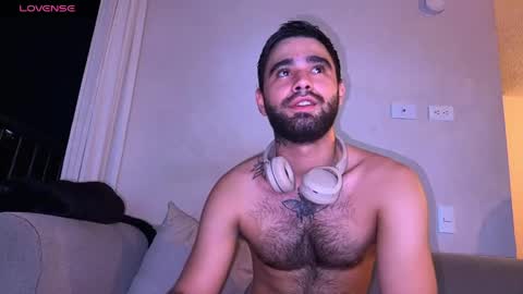 zack_sullivan22 online show from May 15, 2026, 11:34 pm