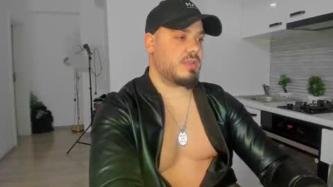 Zack online show from February 4, 2025, 2:39 am