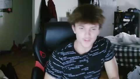 Snapshot of zackphilpp chatting on January 7, 2026, 3:20 am Zack online show from January 7, 2026, 3:20 am