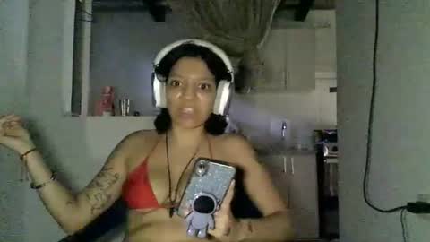 Zafiro online show from July 18, 2026, 2:21 pm