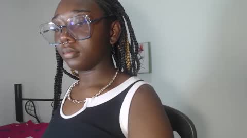 Snapshot of zahhysims chatting on February 25, 2025, 2:11 pm zahhy online show from February 25, 2025, 2:11 pm