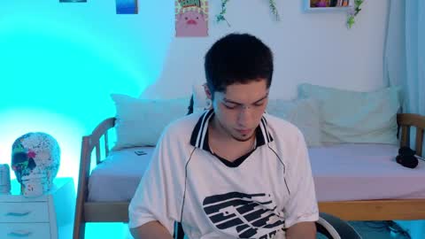 Snapshot of zahir_raw chatting on April 26, 2026, 8:17 pm Zahir Raw online show from April 26, 2026, 8:17 pm