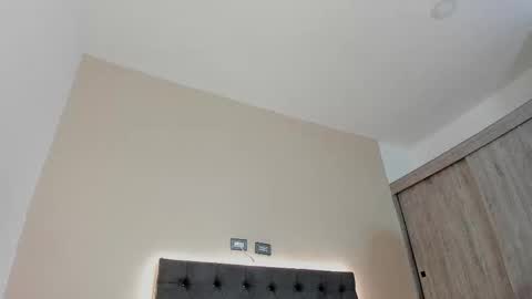 zahra_rose online show from October 30, 2025, 8:20 pm