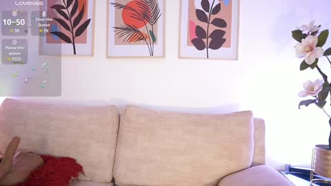 Zara Williams online show from December 20, 2024, 11:21 am