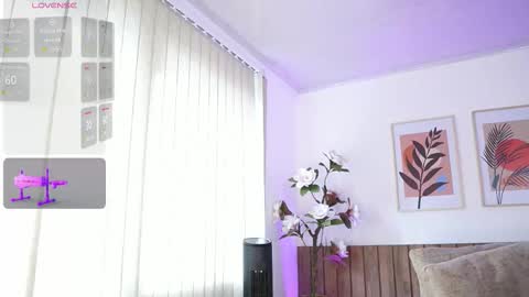 Zara Williams online show from November 21, 2025, 7:12 pm