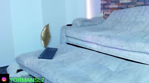 Snapshot of zain_diesel7 chatting on November 13, 2025, 12:37 pm INSTAGRAM yormanfit7 online show from November 13, 2025, 12:37 pm