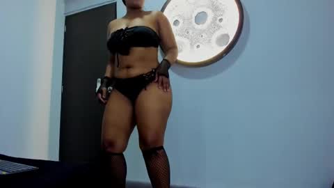 Zaira online show from November 16, 2025, 1:11 am