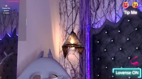   online show from April 2, 2026, 5:21 pm