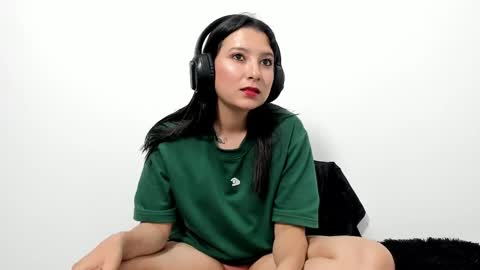 zammii69 online show from October 11, 2025, 10:19 pm