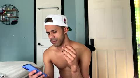 Edii online show from December 10, 2024, 7:32 pm