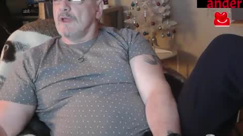 zander007 online show from September 23, 2025, 3:37 pm