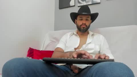 zane_cross online show from September 15, 2025, 3:01 pm