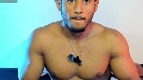Snapshot of zane_lux chatting on October 2, 2025, 12:34 pm Zane Lux online show from October 2, 2025, 12:34 pm