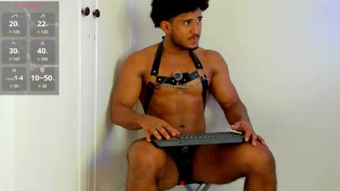 Snapshot of zane_lux chatting on October 14, 2025, 1:12 pm Zane Lux online show from October 14, 2025, 1:12 pm