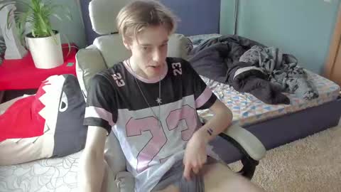 Snapshot of zane_steele chatting on March 21, 2026, 10:42 am Kel online show from March 21, 2026, 10:42 am