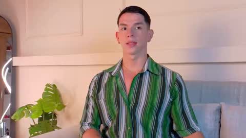 Zane Dawson online show from December 22, 2025, 7:33 pm