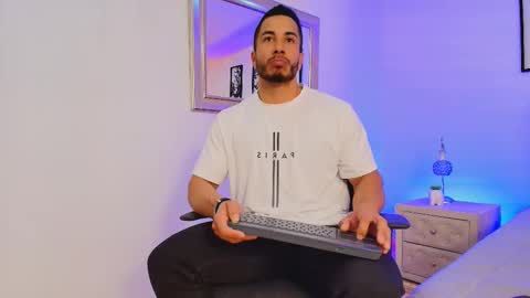 zanemaverick online show from September 25, 2025, 11:58 am