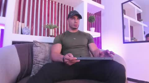 zanemaverick online show from November 27, 2025, 11:45 am