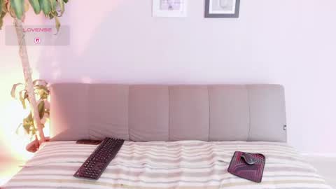 zara_fire online show from July 10, 2026, 11:18 pm