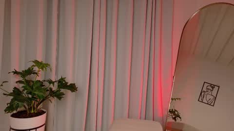 Snapshot of zara_nova chatting on February 3, 2026, 2:53 am Zara Nova online show from February 3, 2026, 2:53 am