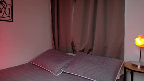 Zara Nova online show from March 19, 2026, 10:03 pm