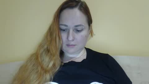 Snapshot of zara_red chatting on April 29, 2026, 2:43 pm Kate. if im not here im here foxy red333 online show from April 29, 2026, 2:43 pm