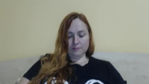 Snapshot of zara_red chatting on June 3, 2026, 2:33 pm Kate. if im not here im here foxy red333 online show from June 3, 2026, 2:33 pm