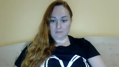 Snapshot of zara_red chatting on June 4, 2026, 1:50 pm Kate. if im not here im here foxy red333 online show from June 4, 2026, 1:50 pm