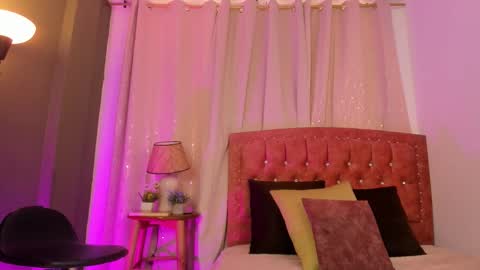 Zara . online show from October 29, 2025, 12:07 pm