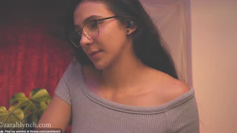 Miss Lynch   Next show  2911 online show from December 5, 2024, 9:06 pm