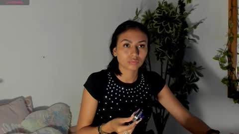 Zara Lim  online show from January 8, 2026, 5:59 pm
