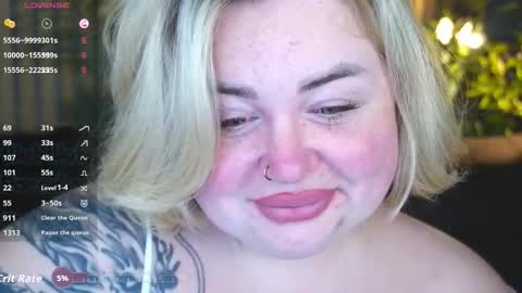 Lola online show from October 30, 2025, 2:18 pm