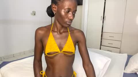 zaria_amara online show from July 26, 2026, 7:21 pm