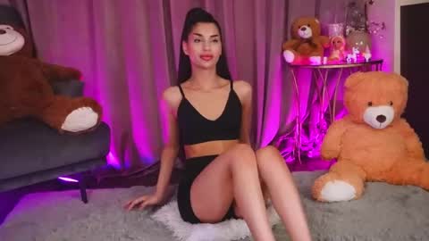 Snapshot of zariaavera chatting on May 11, 2026, 4:04 pm zariaavera online show from May 11, 2026, 4:04 pm