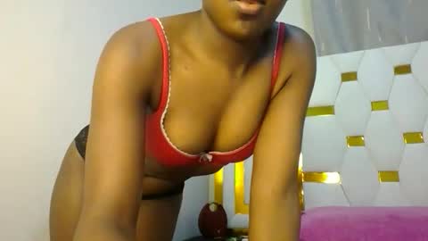 Snapshot of zariah011 chatting on May 30, 2026, 10:29 pm zariah online show from May 30, 2026, 10:29 pm
