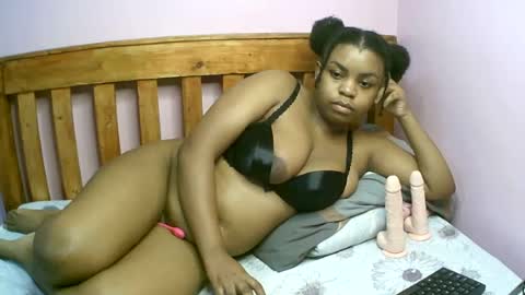 Snapshot of zariamonet chatting on July 3, 2026, 9:43 pm zariamonet online show from July 3, 2026, 9:43 pm