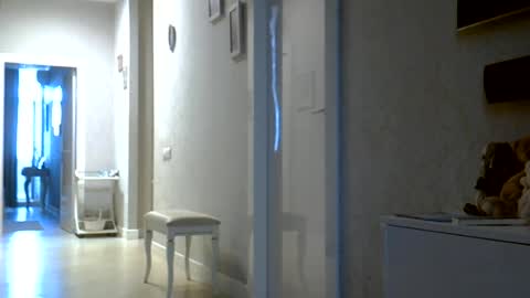 Zarina Swift online show from June 20, 2026, 9:34 am