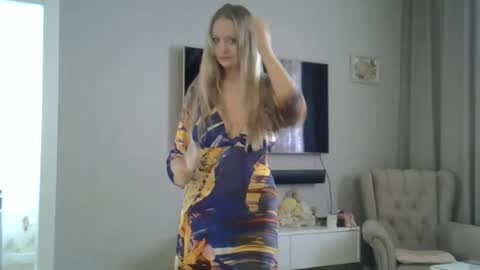 Zarina Swift online show from July 4, 2026, 3:02 am