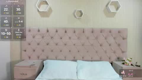 Zarina Waynne online show from June 11, 2026, 1:42 pm