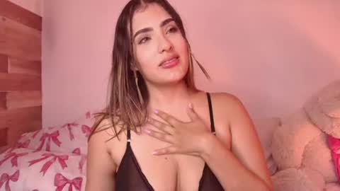 zarirosse online show from August 7, 2026, 5:04 pm
