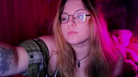 Snapshot of zayarush chatting on November 3, 2025, 7:15 pm zayarush online show from November 3, 2025, 7:15 pm