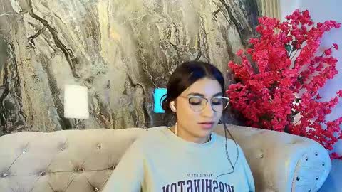  Zayda  online show from March 8, 2025, 1:39 am