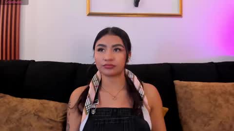  Zayda  online show from October 7, 2025, 7:33 pm