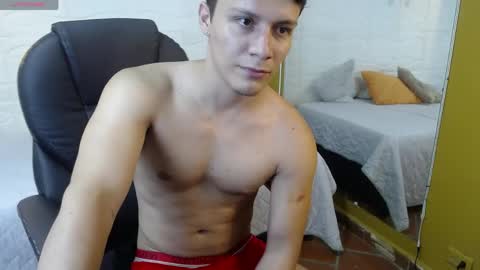 zayn_clausen online show from April 18, 2026, 7:58 pm