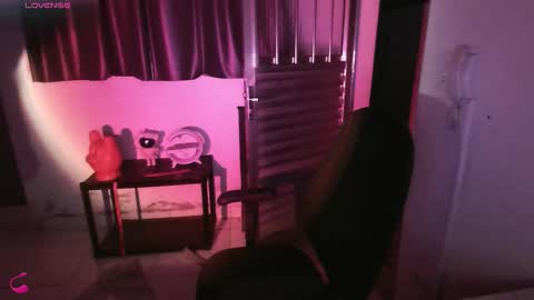 Snapshot of zayrapinksexy chatting on February 2, 2026, 1:15 am Zayra Pink online show from February 2, 2026, 1:15 am