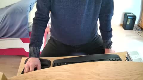 zebulon2023 online show from February 4, 2025, 10:10 am