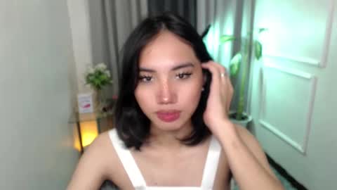 zelainalovetocum online show from January 23, 2025, 2:12 am