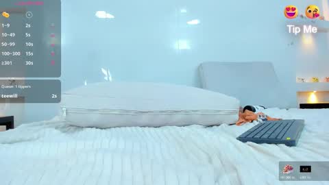 Zenda Evans online show from March 6, 2025, 9:58 am