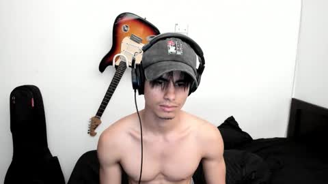 zenzhu online show from January 14, 2026, 12:38 am