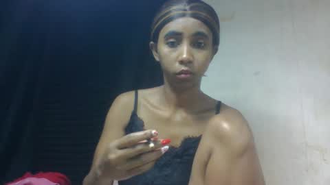 zeolineess online show from October 19, 2025, 4:13 am